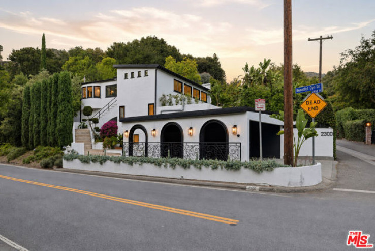 3 Bed Home for Sale in Beverly Hills, California