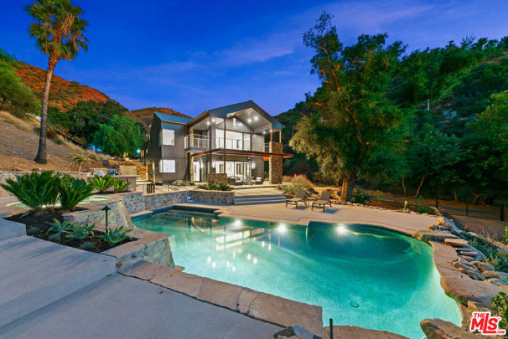 4 Bed Home for Sale in Malibu, California