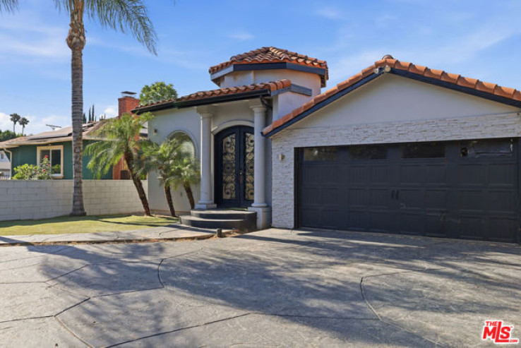 5 Bed Home for Sale in Sherman Oaks, California