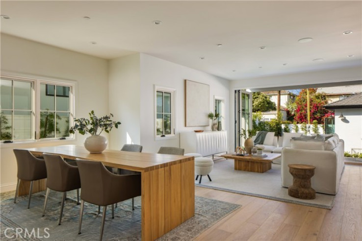 5 Bed Home for Sale in Los Angeles, California