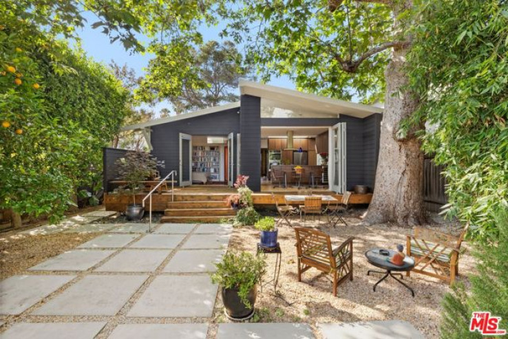 3 Bed Home for Sale in Santa Monica, California
