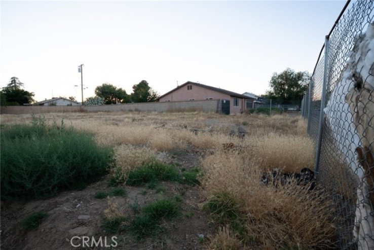 Land in Palmdale
