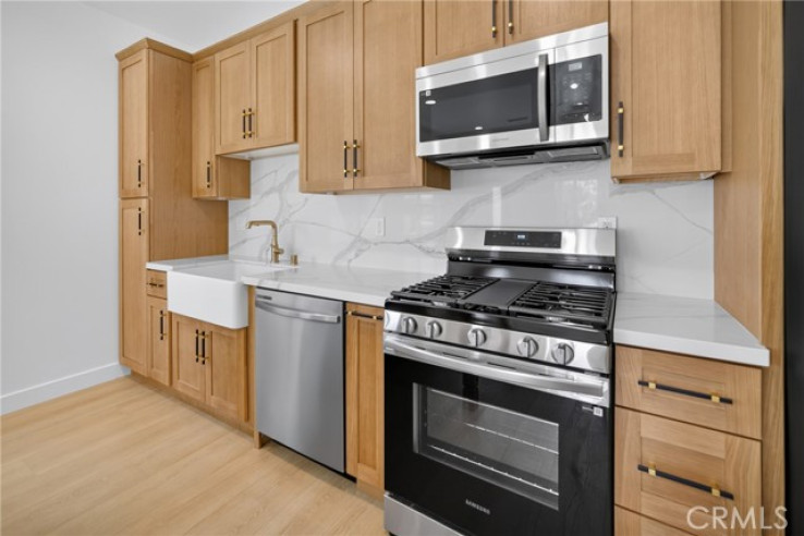  Income Home for Sale in Los Angeles, California