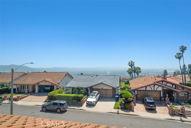 4 Bed Home for Sale in Burbank, California