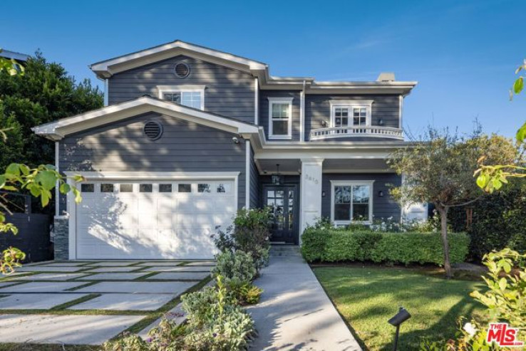 5 Bed Home for Sale in Los Angeles, California