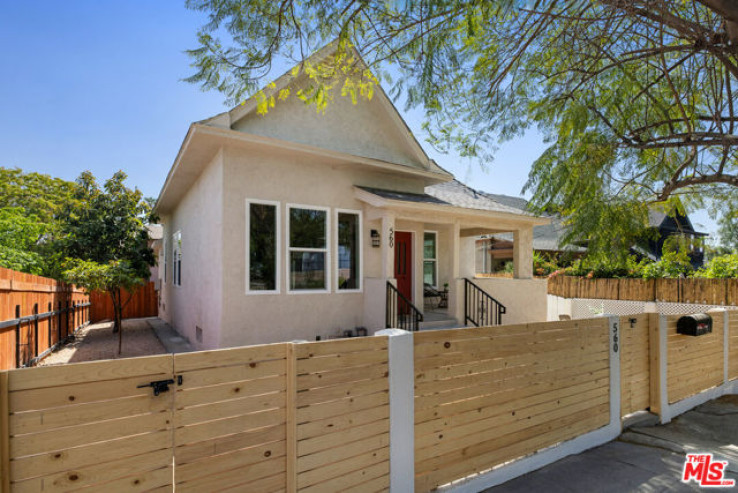 2 Bed Home for Sale in Los Angeles, California