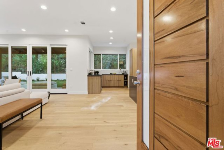4 Bed Home for Sale in Encino, California