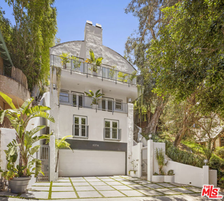 4 Bed Home for Sale in Los Angeles, California