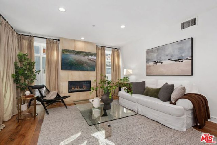 2 Bed Home for Sale in Beverly Hills, California
