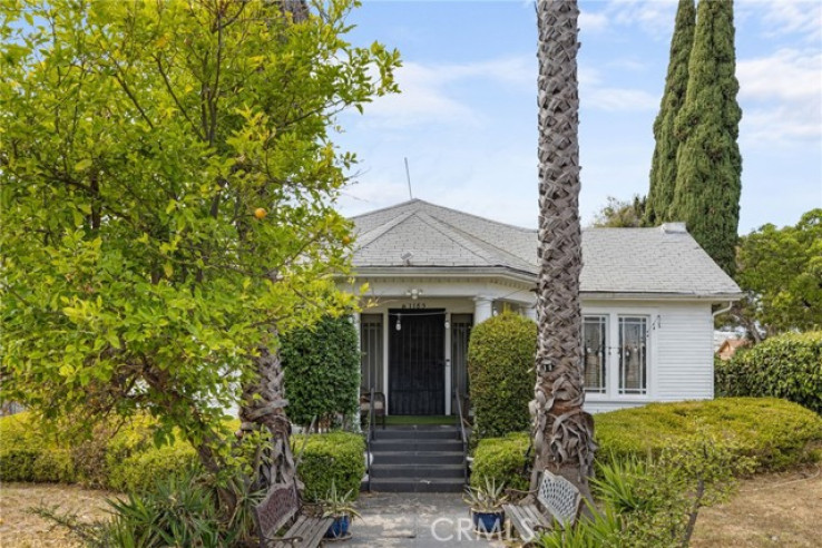  Income Home for Sale in Los Angeles, California