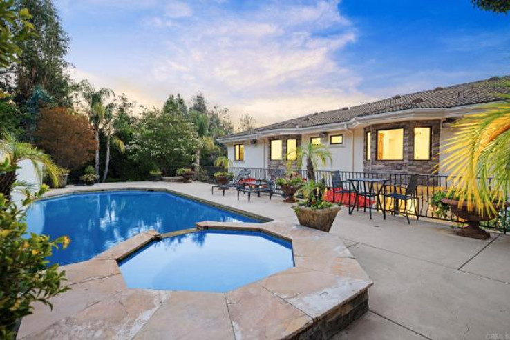 7 Bed Home for Sale in Studio City, California