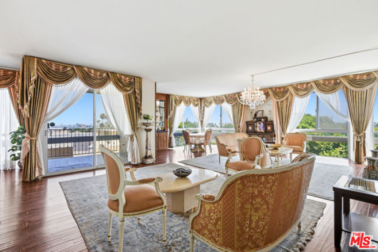 2 Bed Home for Sale in Beverly Hills, California