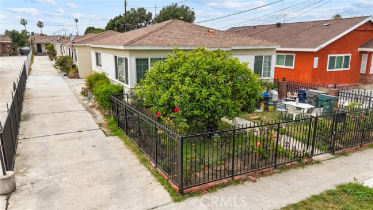  Income Home for Sale in Inglewood, California