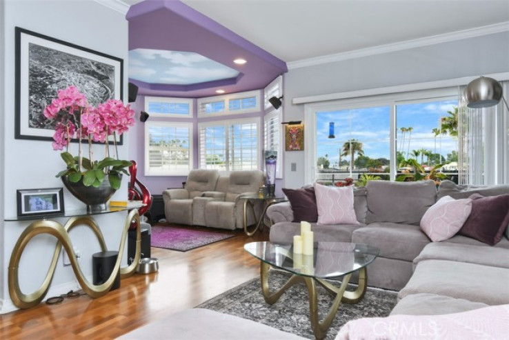 2 Bed Home for Sale in Sherman Oaks, California