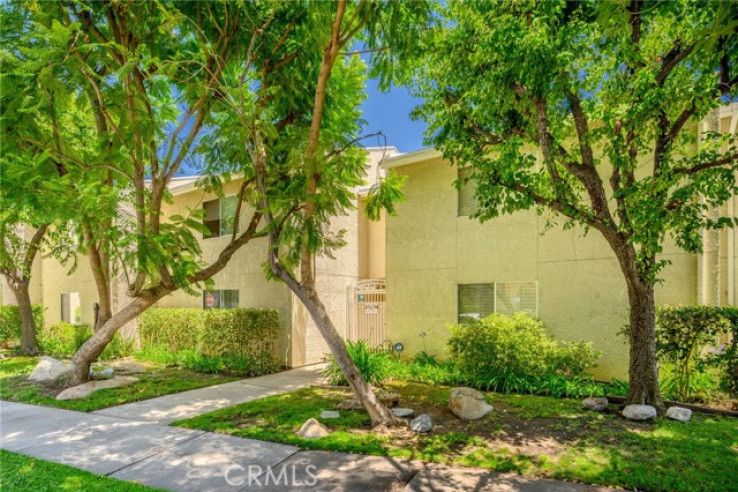 1 Bed Home for Sale in Sherman Oaks, California