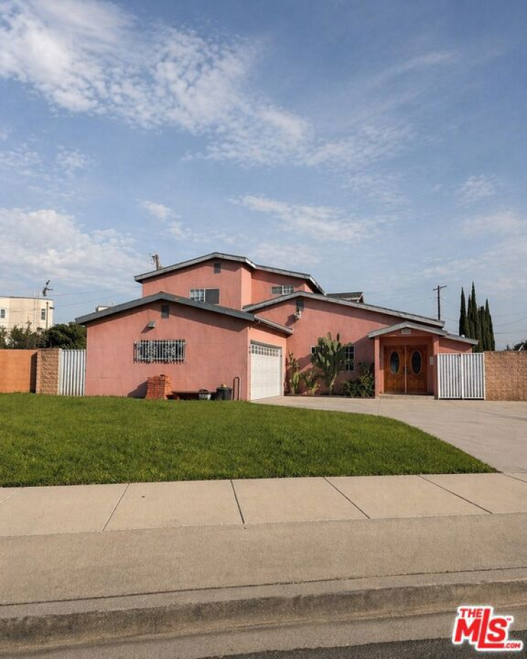 5 Bed Home for Sale in Granada Hills, California