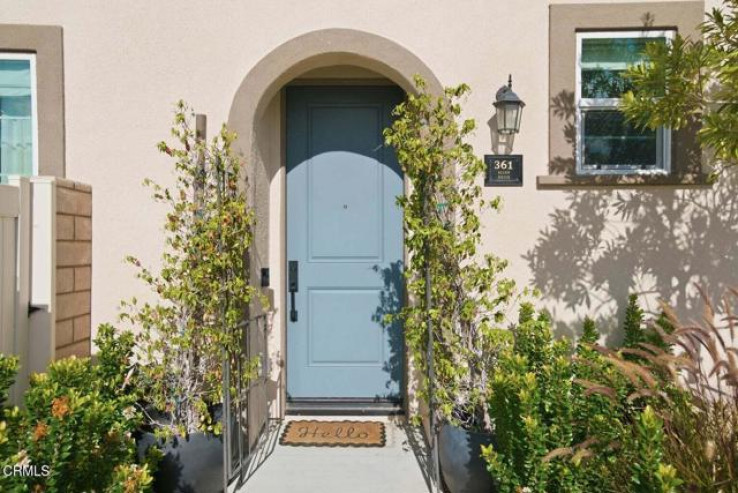 4 Bed Home for Sale in Santa Paula, California