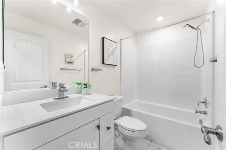 4 Bed Home for Sale in Rosamond, California