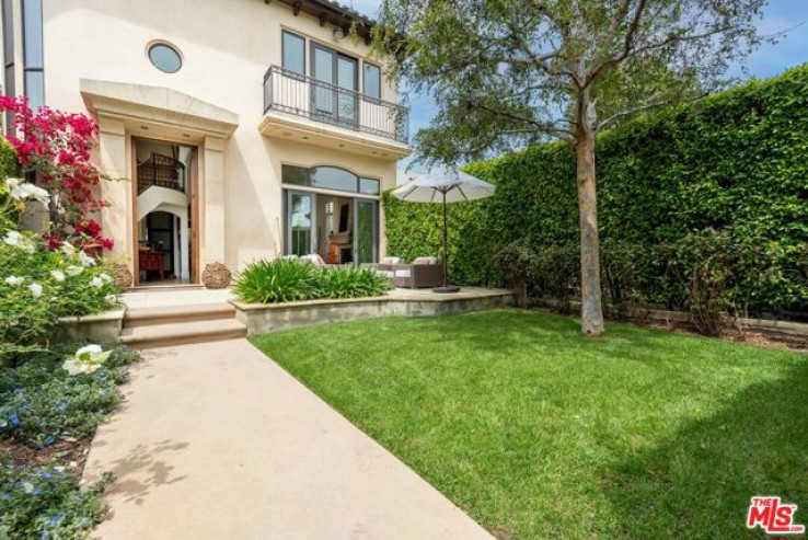 Residential Home in Brentwood