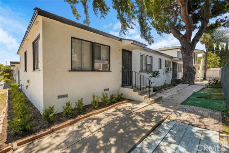 Income Home for Sale in Burbank, California