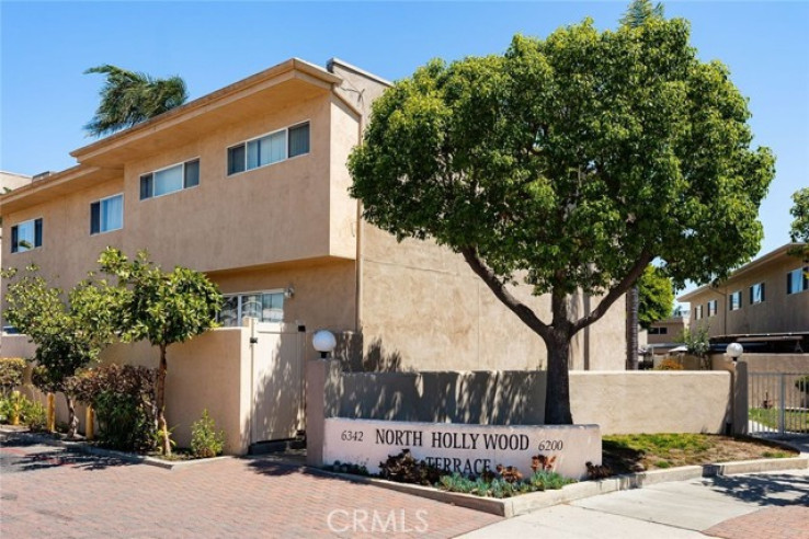2 Bed Home for Sale in North Hollywood, California