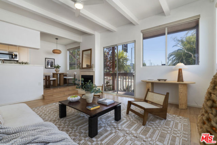 2 Bed Home for Sale in Venice, California