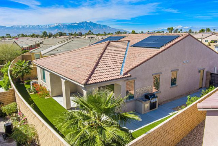 2 Bed Home for Sale in Palm Desert, California