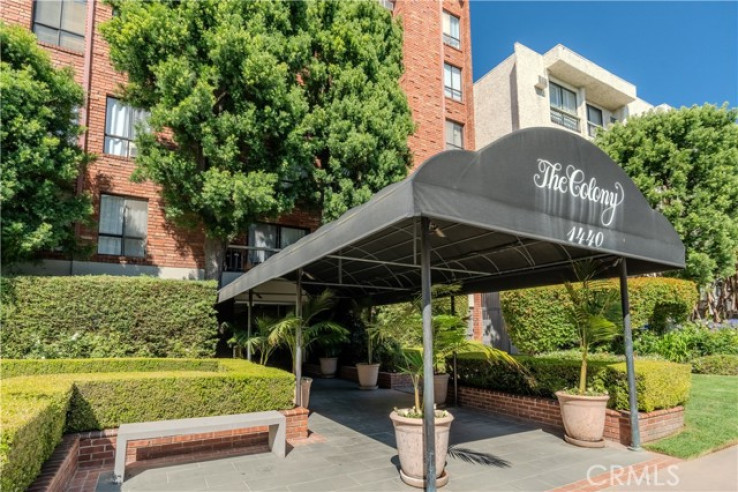 1 Bed Home for Sale in Los Angeles, California