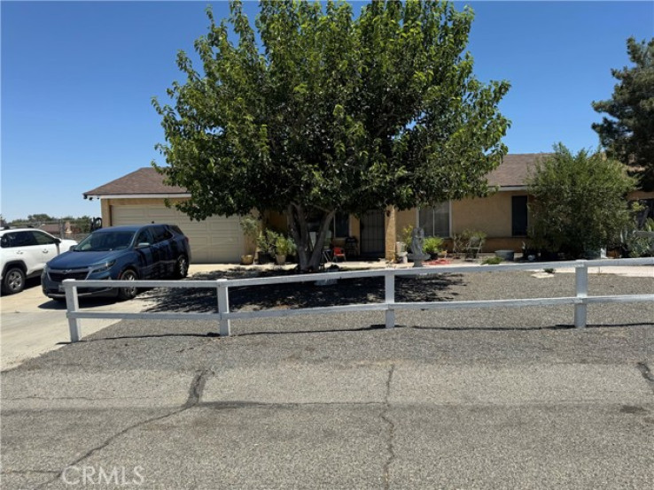 4 Bed Home for Sale in Palmdale, California