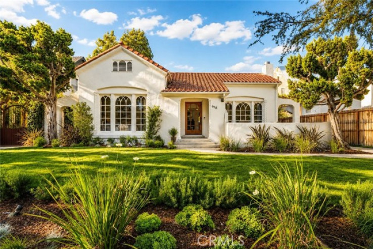3 Bed Home for Sale in Los Angeles, California