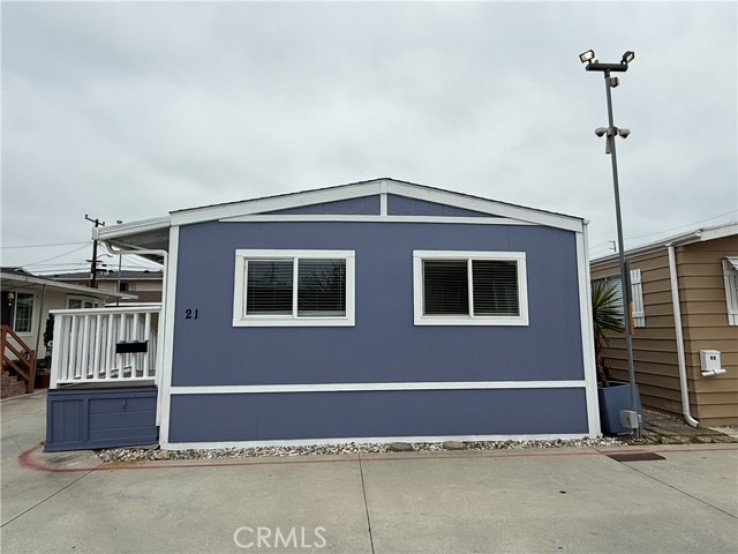 2 Bed Home for Sale in Costa Mesa, California