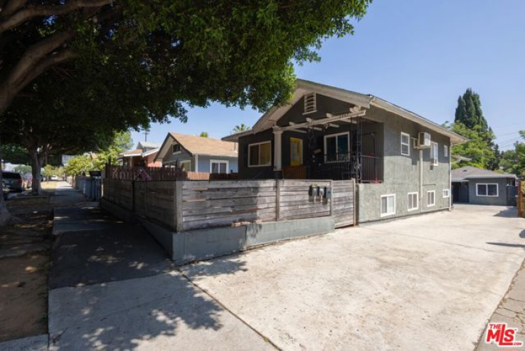  Income Home for Sale in Los Angeles, California