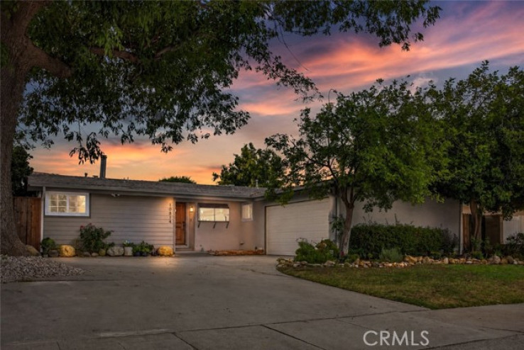 Residential Home in Granada Hills
