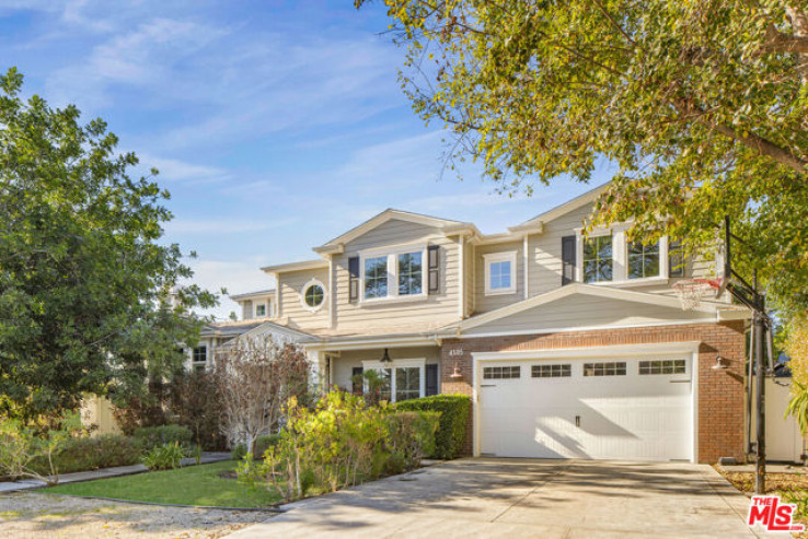 5 Bed Home for Sale in Valley Village, California