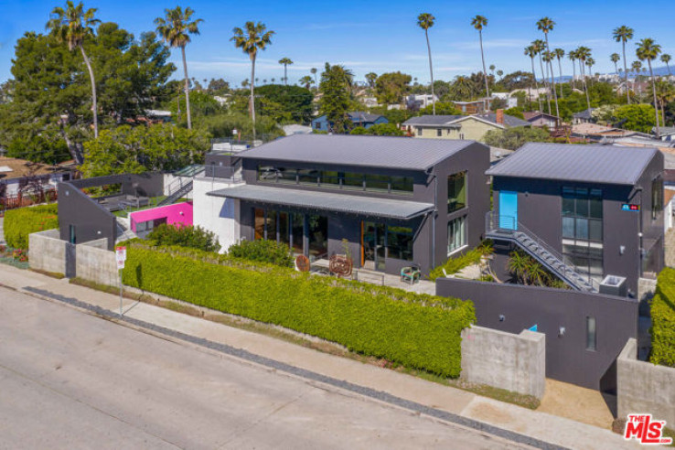 4 Bed Home for Sale in Venice, California
