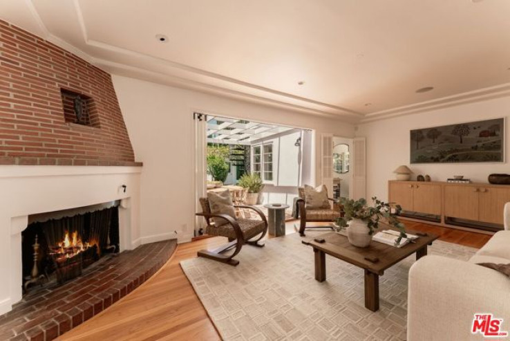 Residential Home in Brentwood