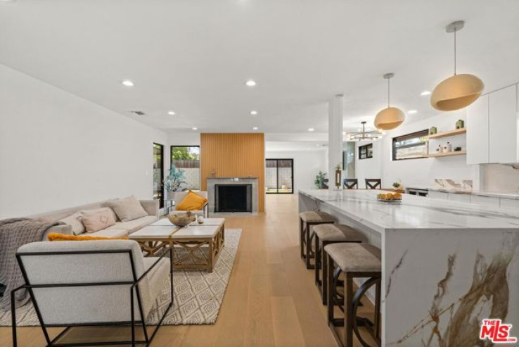 Residential Home in Sherman Oaks