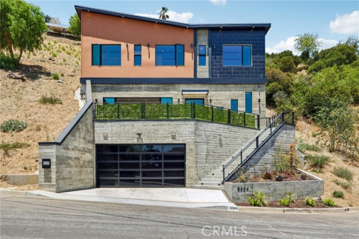 3 Bed Home for Sale in Sun Valley, California