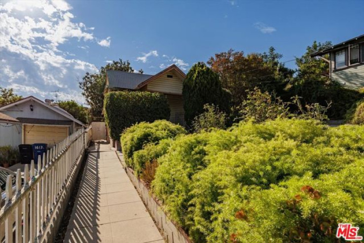 2 Bed Home for Sale in Los Angeles, California