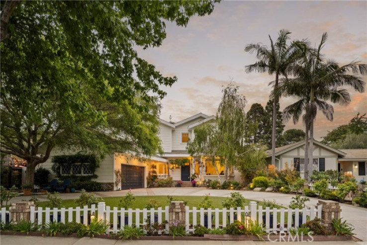 6 Bed Home for Sale in Los Angeles, California