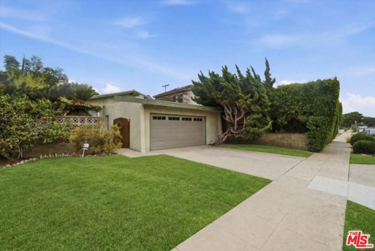 Residential Home in Culver City