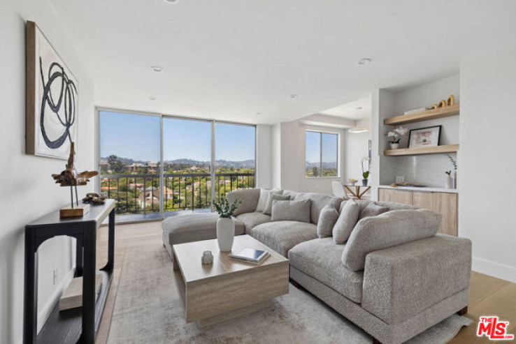 2 Bed Home for Sale in Los Angeles, California