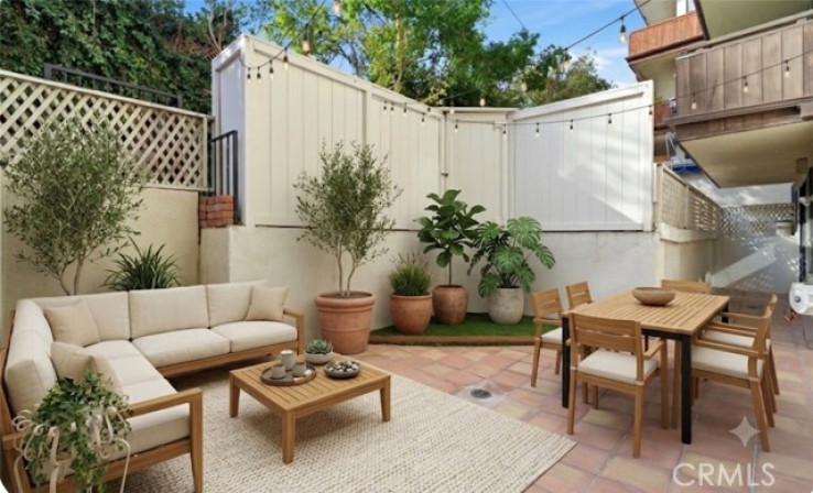 2 Bed Home for Sale in Los Angeles, California