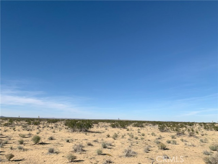 Land in Adelanto
