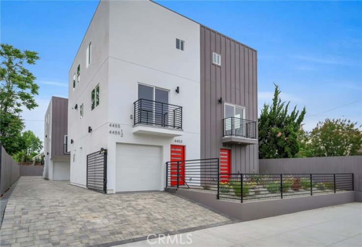  Income Home for Sale in Studio City, California