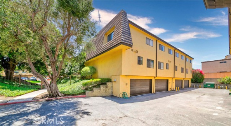 3 Bed Home for Sale in Torrance, California