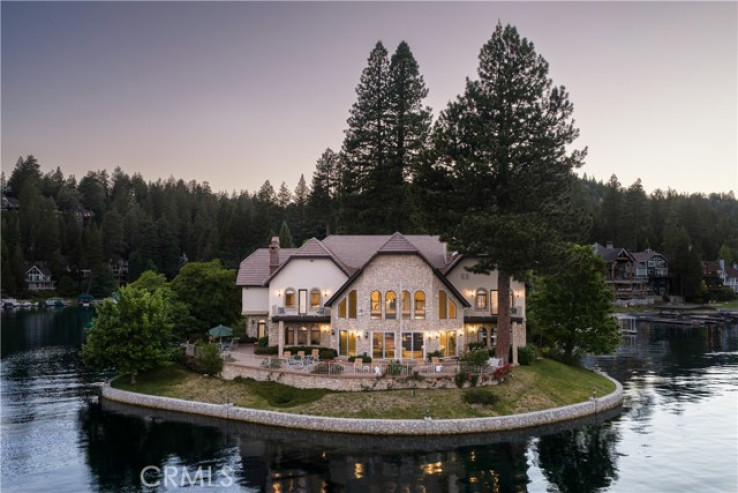 10 Bed Home for Sale in Lake Arrowhead, California