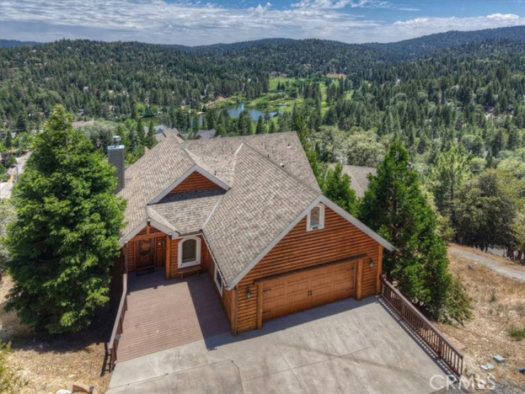 4 Bed Home for Sale in Lake Arrowhead, California