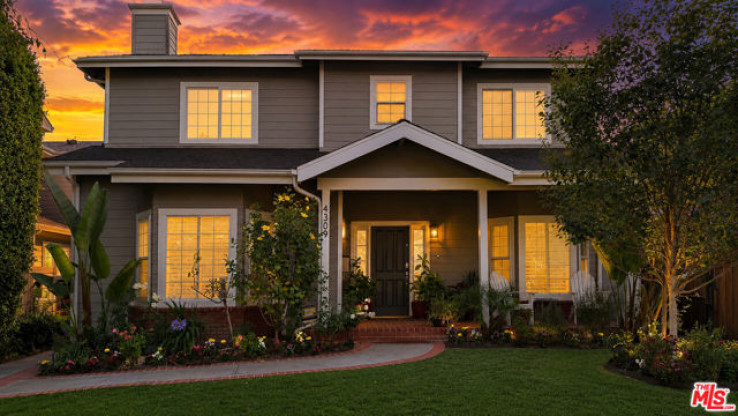 5 Bed Home for Sale in Studio City, California