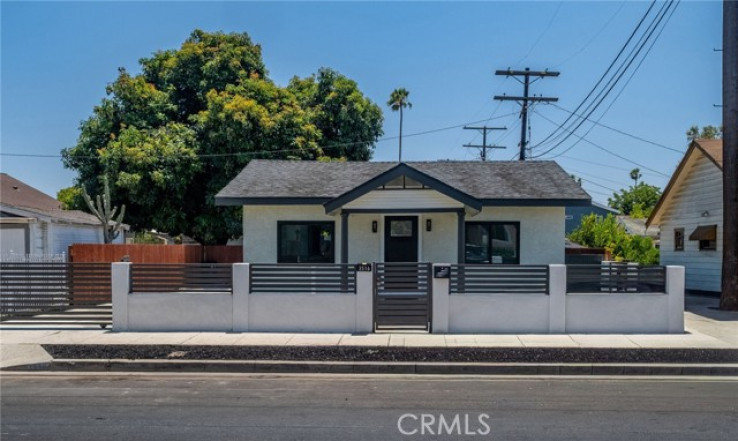 Residential Home in Los Angeles Southwest